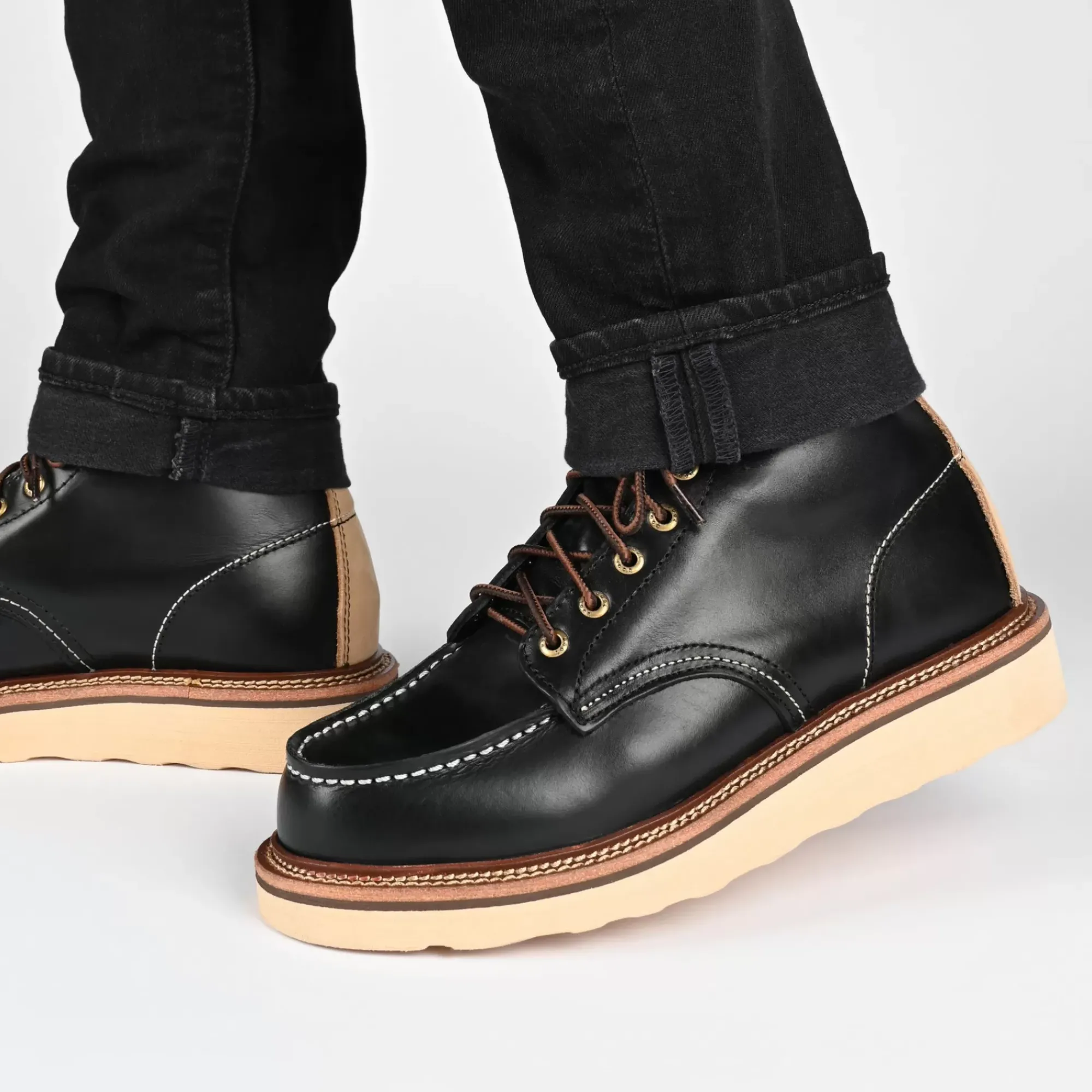 Outlet TAFT Model 002 Boot In Black