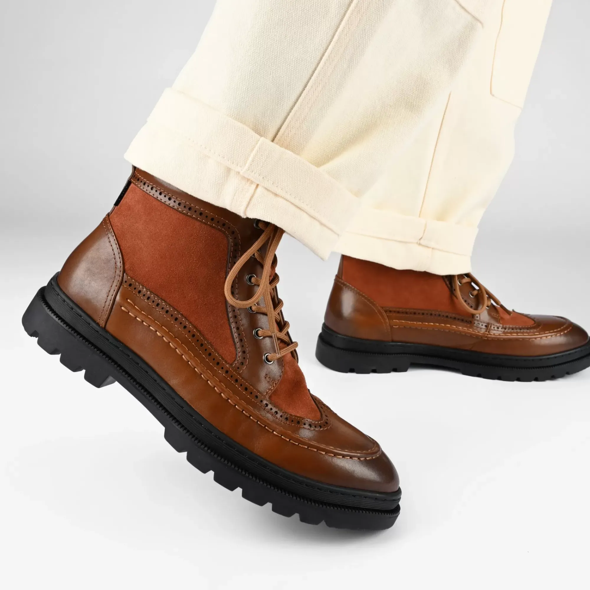 Best TAFT Model 008 Boot In Honey