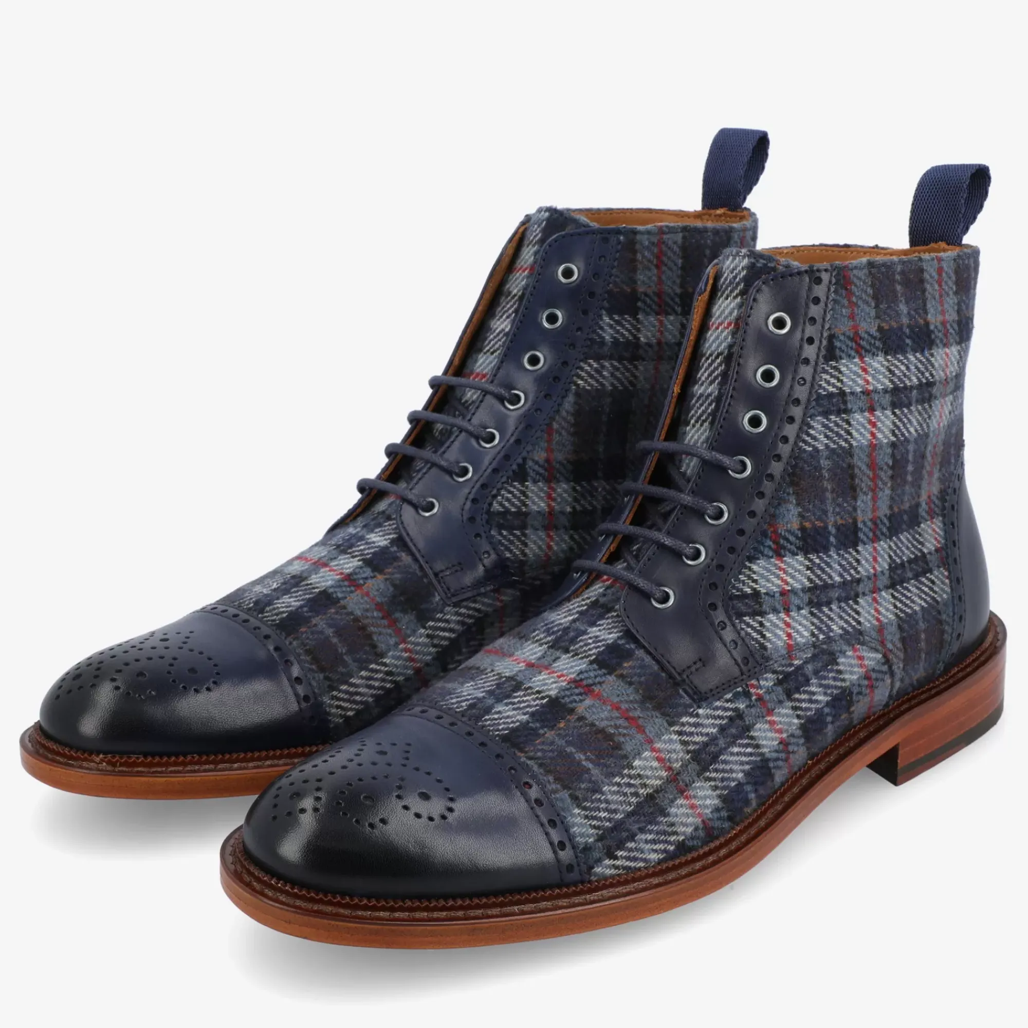 TAFT The Hamilton Boot In Blue Plaid |