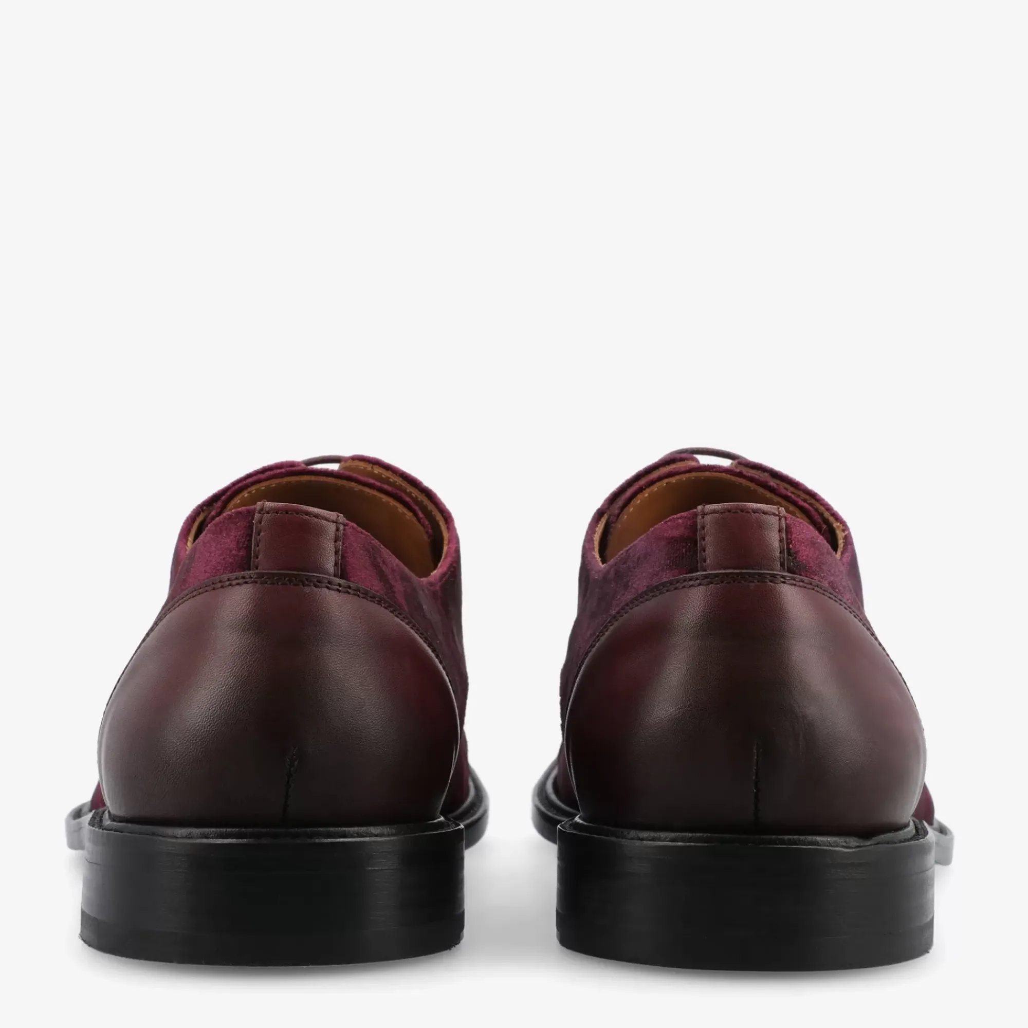 TAFT The Jack Shoe In Pinot |